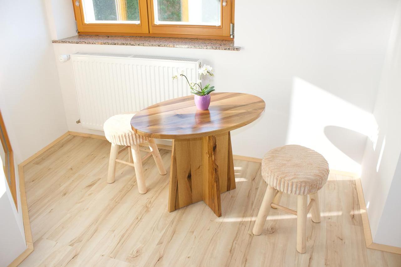 Malina Apartment Vransko Ngoại thất bức ảnh