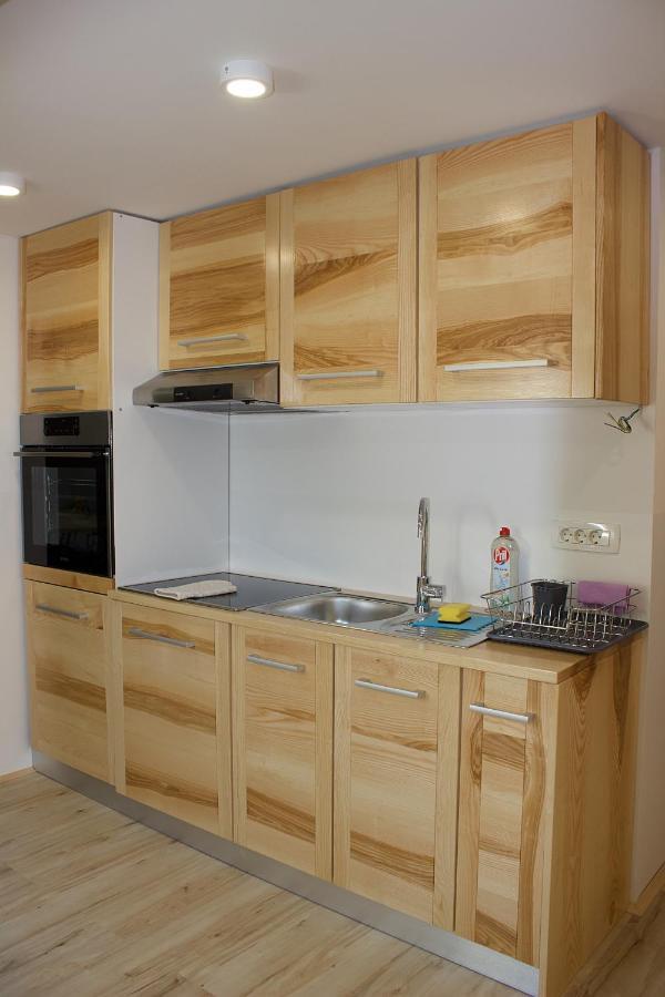 Malina Apartment Vransko Ngoại thất bức ảnh